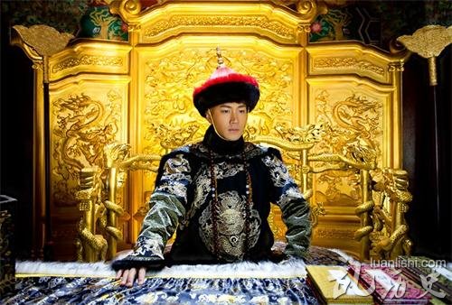 清朝第一个皇帝是谁？皇太极是如何继位的？