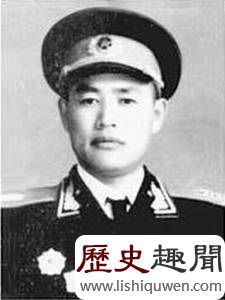 邓岳简介 邓岳是打响抗美援朝第一人