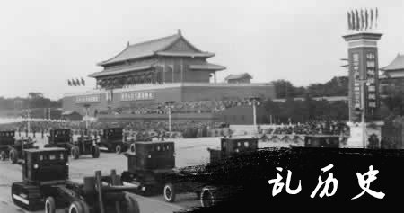 共和国第7次阅兵（TodayOnHistory.com）