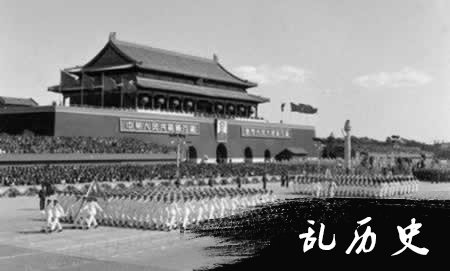 共和国第10次阅兵（TodayOnHistory.com）