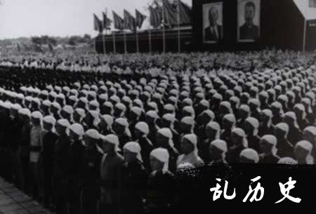 共和国第10次阅兵（TodayOnHistory.com）