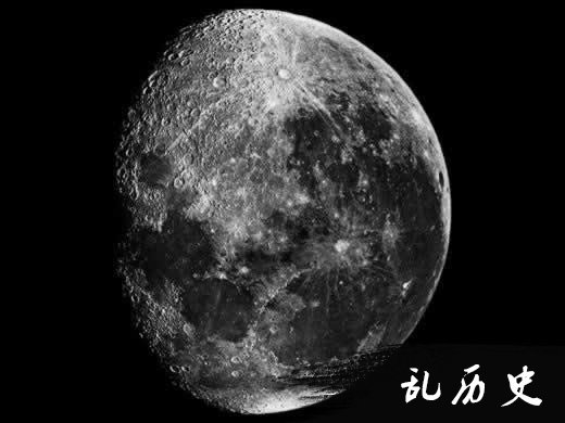 火箭探月使月球出现新的“火山口”（TodayOnHistory.com）