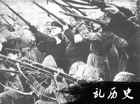 俄国十月革命爆发（TodayOnHistory.com）