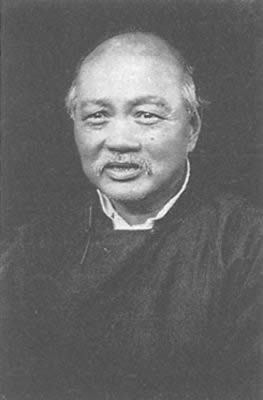 汪精卫和吴稚晖展开笔战(todayonhistory.com)