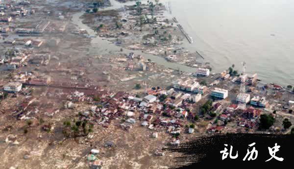 印度洋大地震并引发南亚海啸灾难(todayonhistory.com)