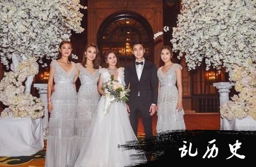 阿娇婚礼照来了 与老公甜蜜拥吻好姐妹见证幸福时刻