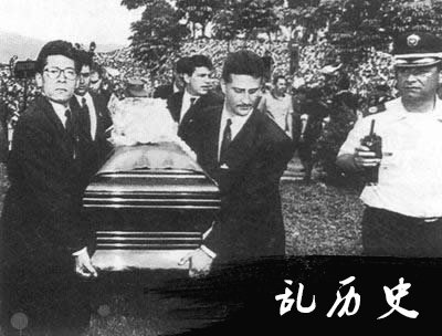 哥伦比亚球员埃斯科巴被枪杀(todayonhistory.com)